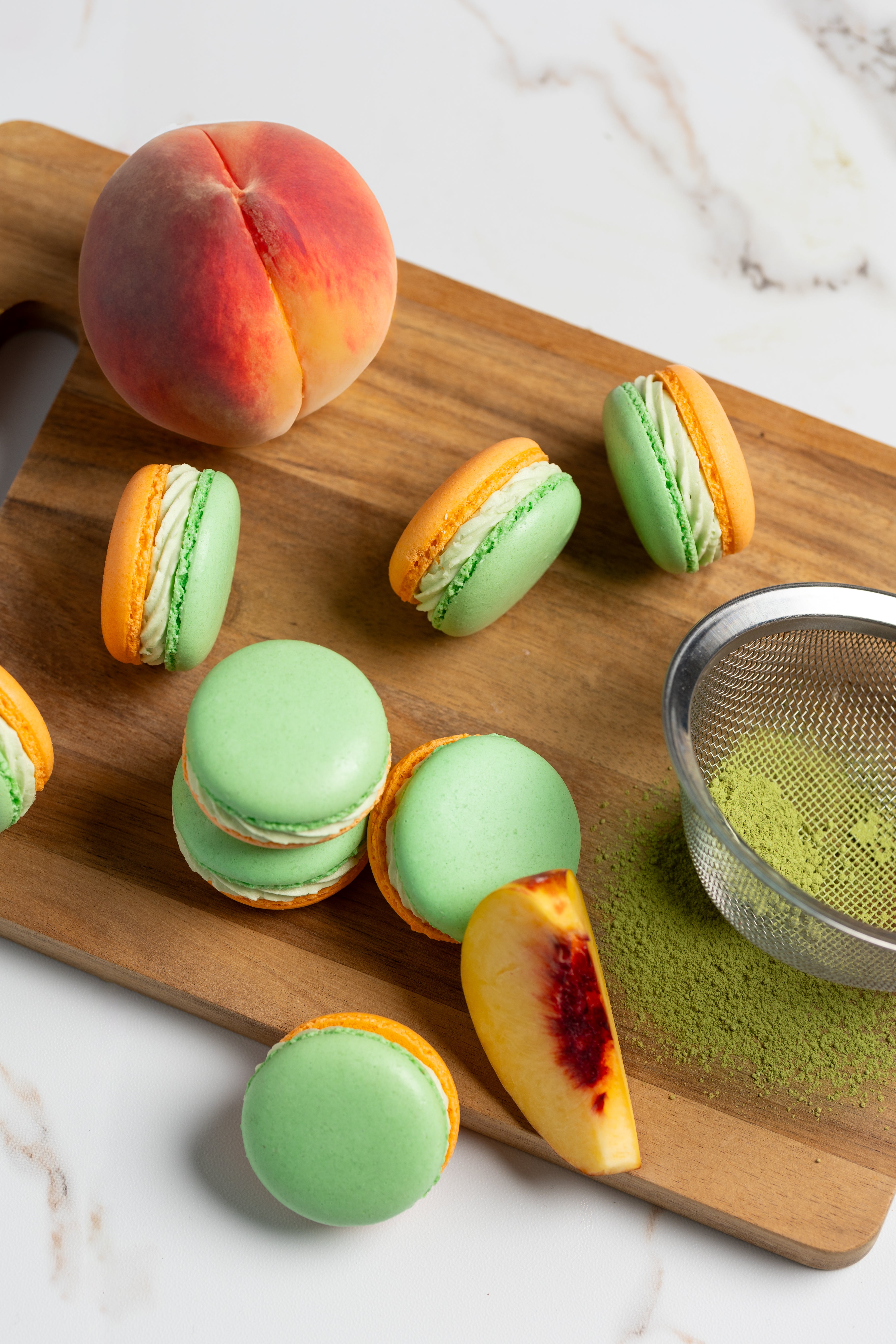 Peach-Matcha macarons – Mister Macarons